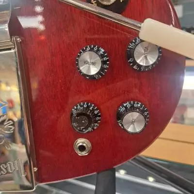 Gibson SG Standard 61 Maestro 2